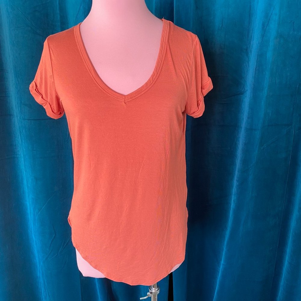 Cotton On V Neck Cuffed Sleeve T-Shirt Orange